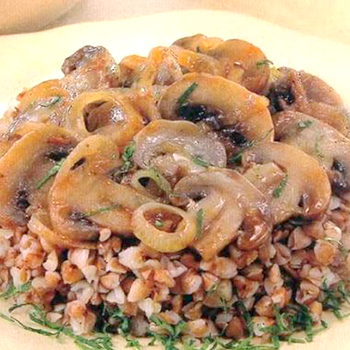 Resep untuk kursus kedua dengan jamur porcini (dengan foto)