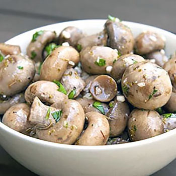 Salting champignons: detalyadong mga recipe