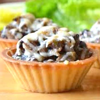 Champignon tartlets: mga recipe para sa meryenda ng kabute
