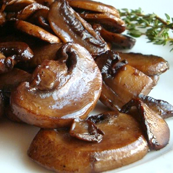 Menggoreng champignon: resep untuk hidangan jamur