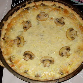 Mga pie ng kabute: madali at mabilis na mga recipe