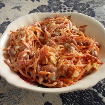 Resep salad dengan jamur madu dan wortel Korea