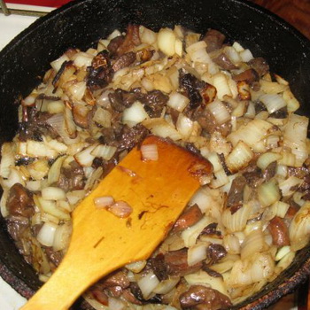 Mentega rebus dengan kentang: resep sederhana