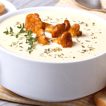 Sup jamur Chanterelle: resep untuk kursus pertama