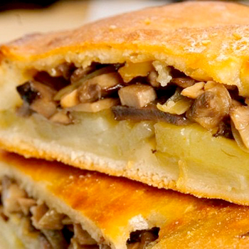 Cara memasak pai dengan jamur dan kentang
