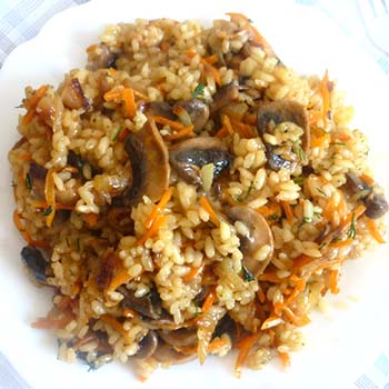 פילאף עם שמפיניון: מתכוני פטריות עם אורז